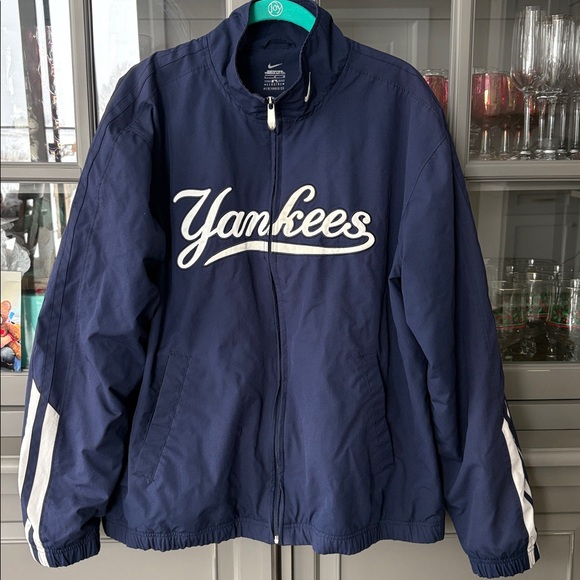 yankees nike windbreaker